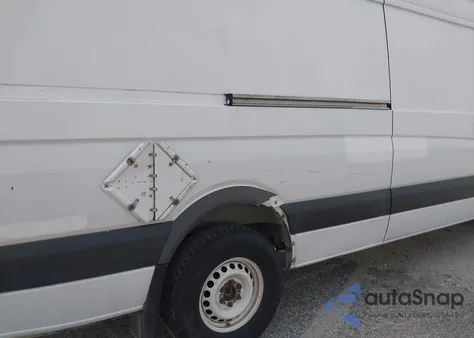 2011 Mercedes-Benz Sprinter 2500 High Roof из США, поврежденный, VIN WD3PE8CB4B5560308